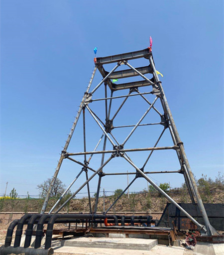 陜煤建設(shè)機(jī)電安裝公司:彬長(zhǎng)小莊礦進(jìn)風(fēng)立井管路安裝工程施工正酣