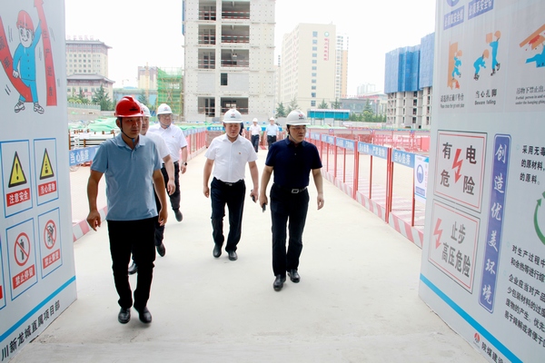 王明智深入銅煤公司講授主題教育專題黨課并調(diào)研指導(dǎo)工作