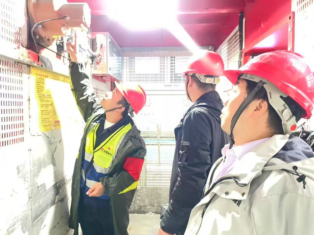 陜煤建設(shè)韓城分公司土建二項目部：安全不下線，青春在一線